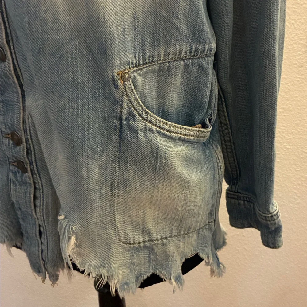 Free People moon child Distressed Light Denim Jacket XS 40” chest - Picture 3 of 9